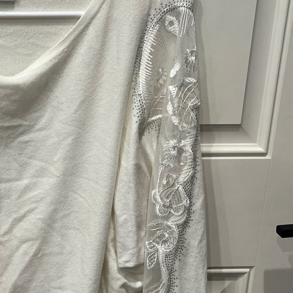 NWOT Large Carmen White Sweater with Delicate Lace and Bedazzled Jewels - Picture 2 of 9
